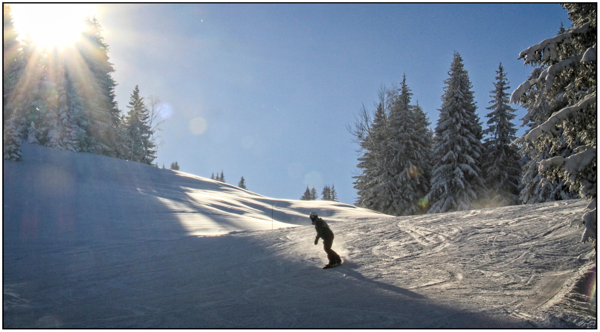 06 snowboarder on campanule run