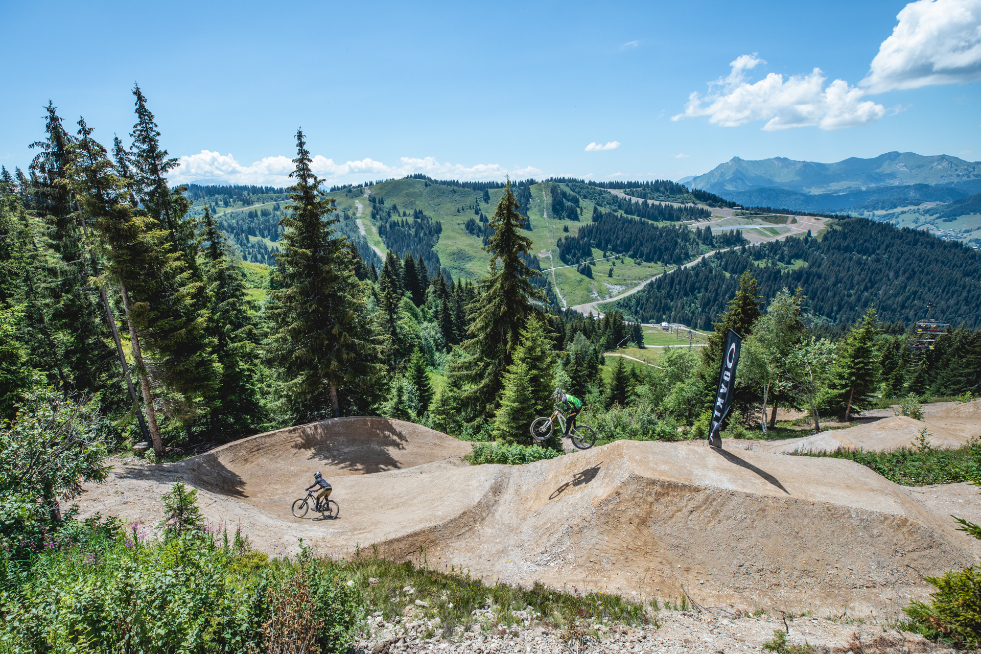 Mountain Biking in Les Gets: Trails for All Levels